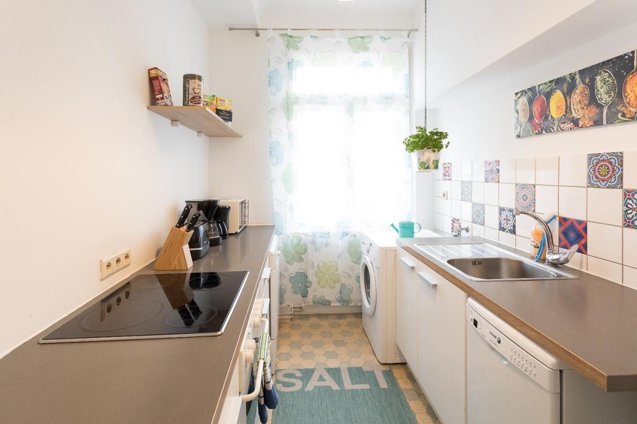 French Balcony - 45M² - Szeneviertel Daire Viyana Dış mekan fotoğraf