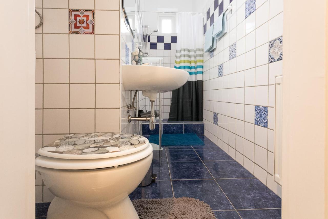 French Balcony - 45M² - Szeneviertel Daire Viyana Dış mekan fotoğraf