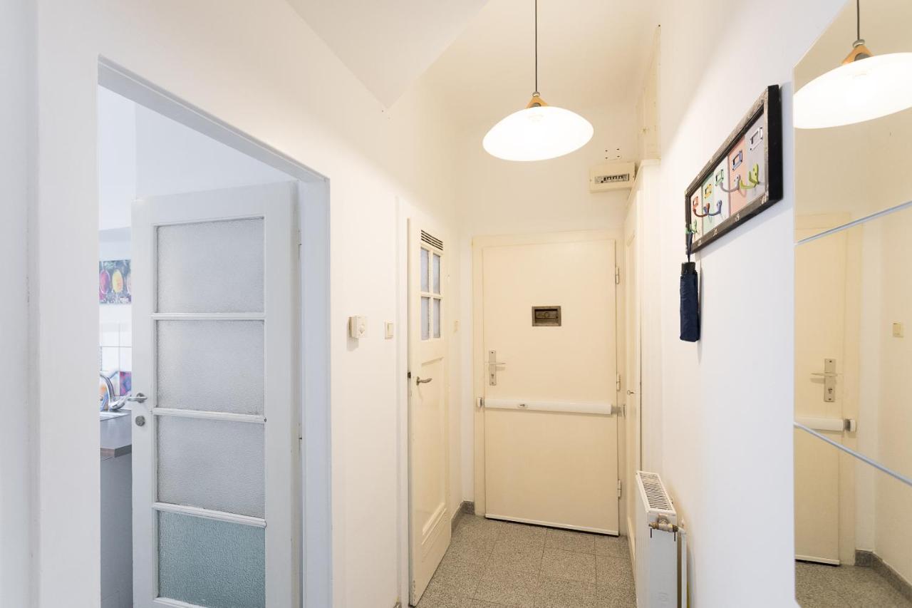 French Balcony - 45M² - Szeneviertel Daire Viyana Dış mekan fotoğraf