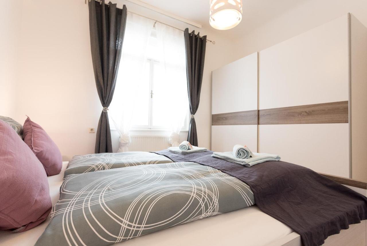 French Balcony - 45M² - Szeneviertel Daire Viyana Dış mekan fotoğraf