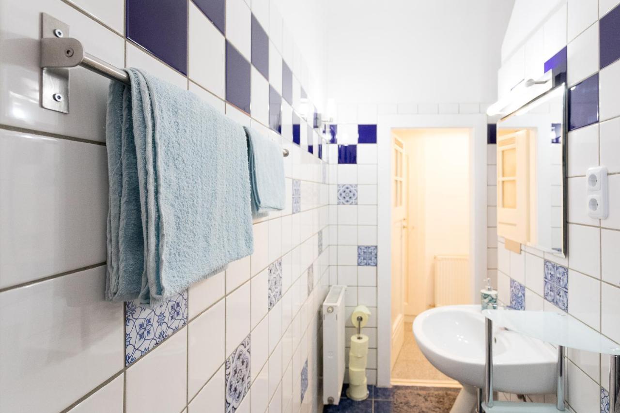 French Balcony - 45M² - Szeneviertel Daire Viyana Dış mekan fotoğraf
